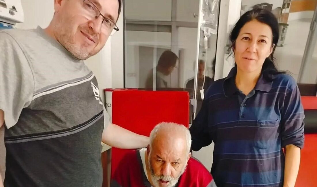 Kütahya’nın Gediz ilçesine bağlı Gürlek köyünde yaşayan ve alzheimer hastalığı
