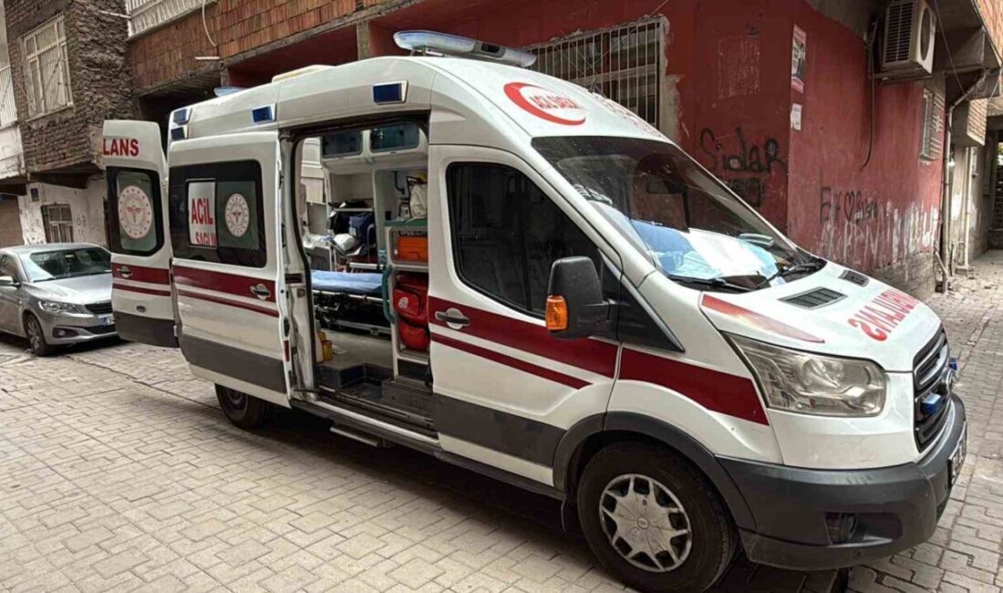 Bağlar ilçesinde tek başına yaşayan 60 yaşındaki bir kişi, komşuların