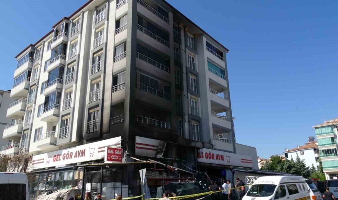 Malatya’da, ev gereçleri ve hırdavat satışı yapılan bir alışveriş merkezinde