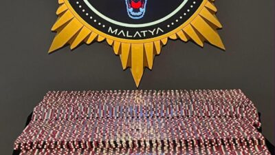 Malatya’da, Narkotik ekipleri tarafından bir takside yapılan aramada 28 bin
