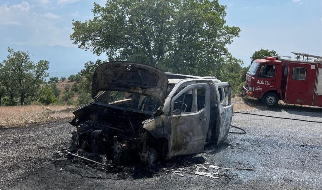 Manisa’nın Salihli ilçesinde seyir halindeyken çıkan bir yangın sonucunda bir
