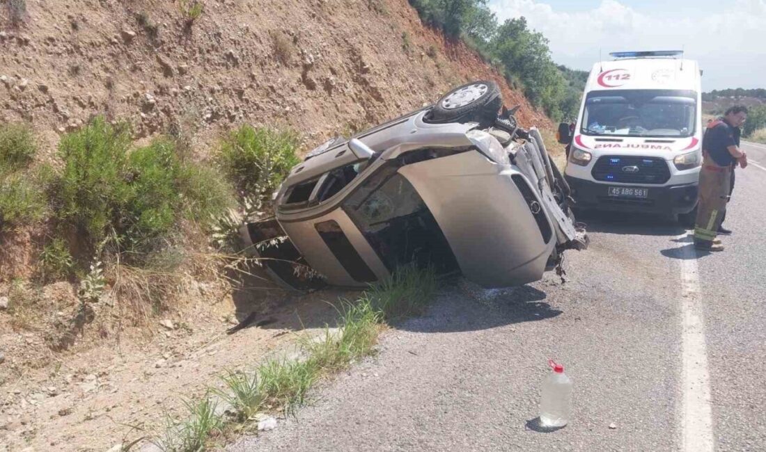 Manisa’nın Salihli ilçesinde bir otomobilin kontrolden çıkarak takla atması sonucu