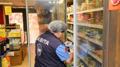 Yunusemre Belediyesi, halk sağlığına ve gıda güvenliğine verdiği önemi vurgulayarak