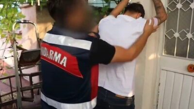 Mersin’de jandarma ekipleri tarafından sahte ikinci el eşya ilanları vererek