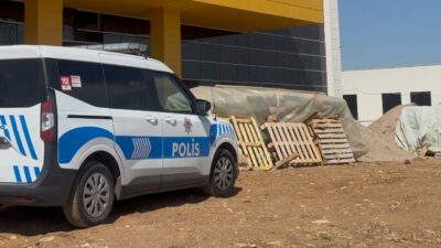 Aydın’da bir inşaattan düşen işçi ağır yaralandı ve hastaneye kaldırıldı.