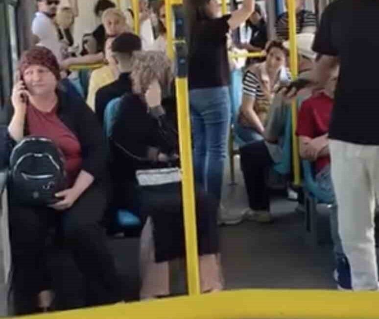Bursa’da bir kadın ile genç arasında, metrosu seyir halindeyken kadının