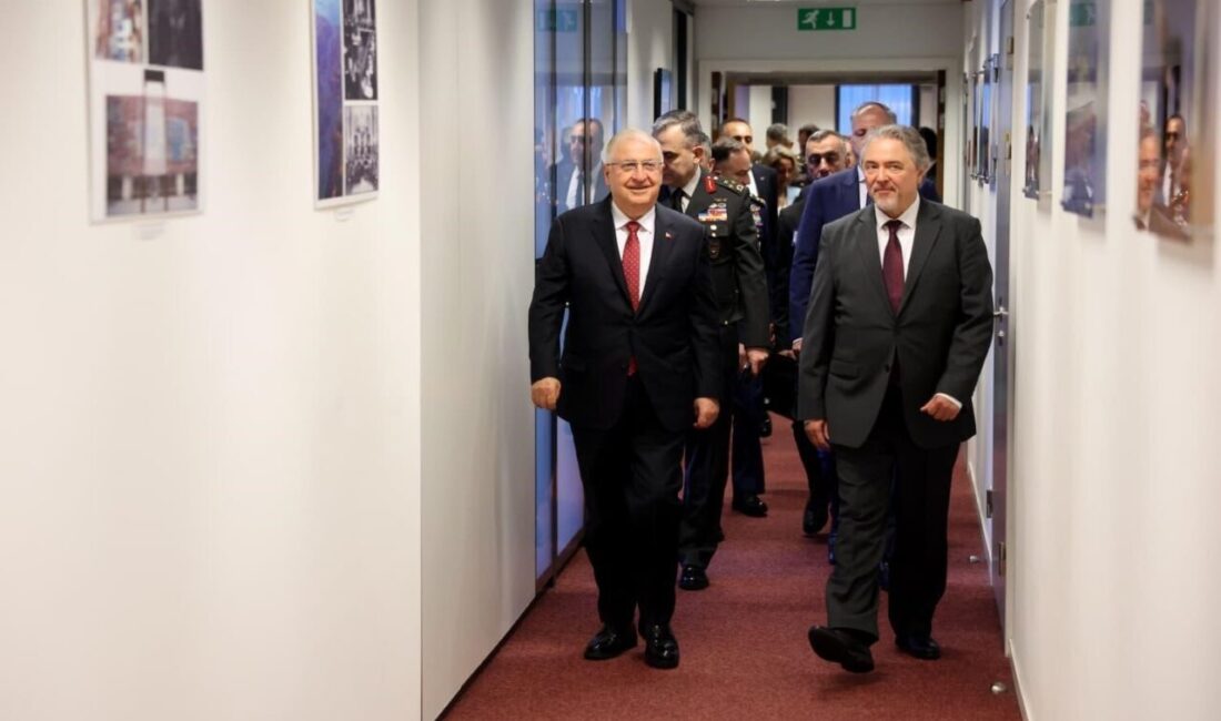 Türkiye’nin Savunma Bakanı olan Yaşar Güler, Belçika’da gerçekleşecek olan NATO