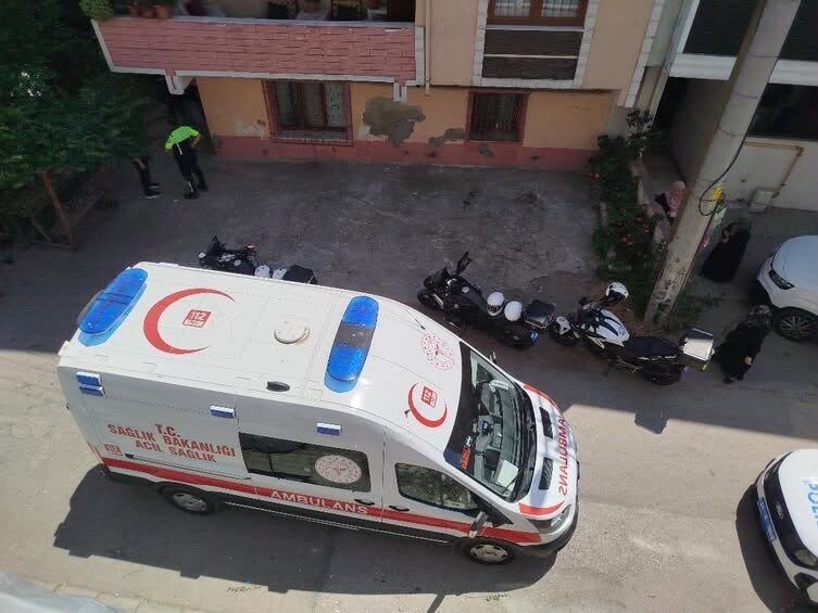 Kocaeli, Darıca ilçesindeki Sırasöğütler Mahallesi’nde ziyaret için gittiği evde silahla
