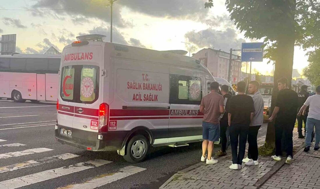Fatsa ilçesinde meydana gelen trafik kazasında bir motosikletin çarptığı yaya