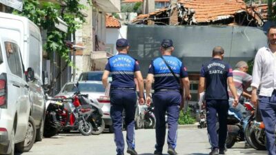 Muğla Büyükşehir Belediyesi ve Menteşe Belediyesi Zabıta ekipleri, kent estetiğini