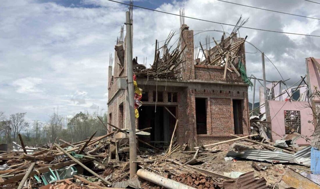 Myanmar’da yaşanan ve nedeni henüz belirlenemeyen bir patlama sonucu en