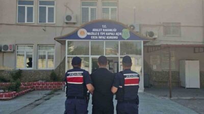 Nazilli ilçesindeki jandarma ekipleri, uyuşturucu suçundan aranan bir kişiyi yakaladı.