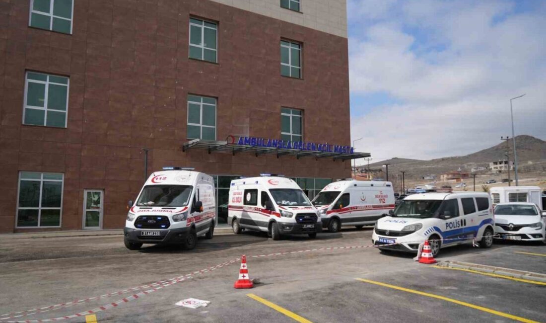 Niğde’nin Ulukışla ilçesinde bir aracın şarampole devrilmesi sonucu 5 kişinin