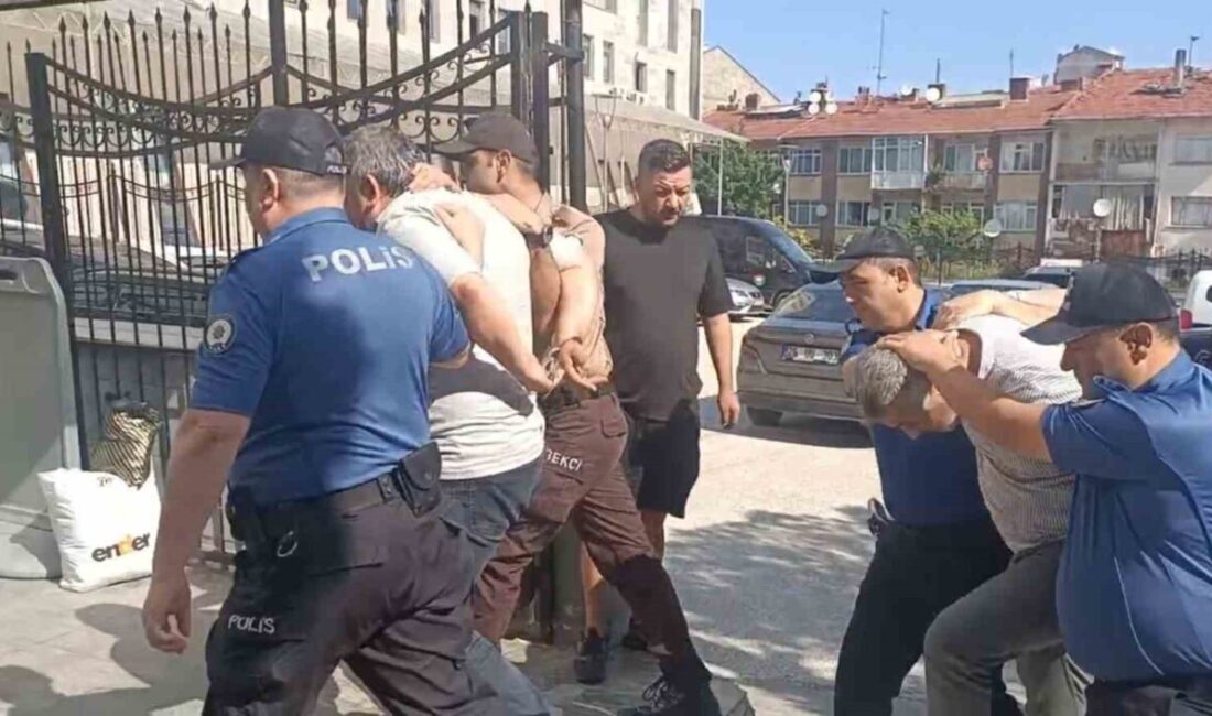 Eskişehir’deki bir okulun girişinde bir bekçiye saldıran iki şahıs, mahkeme