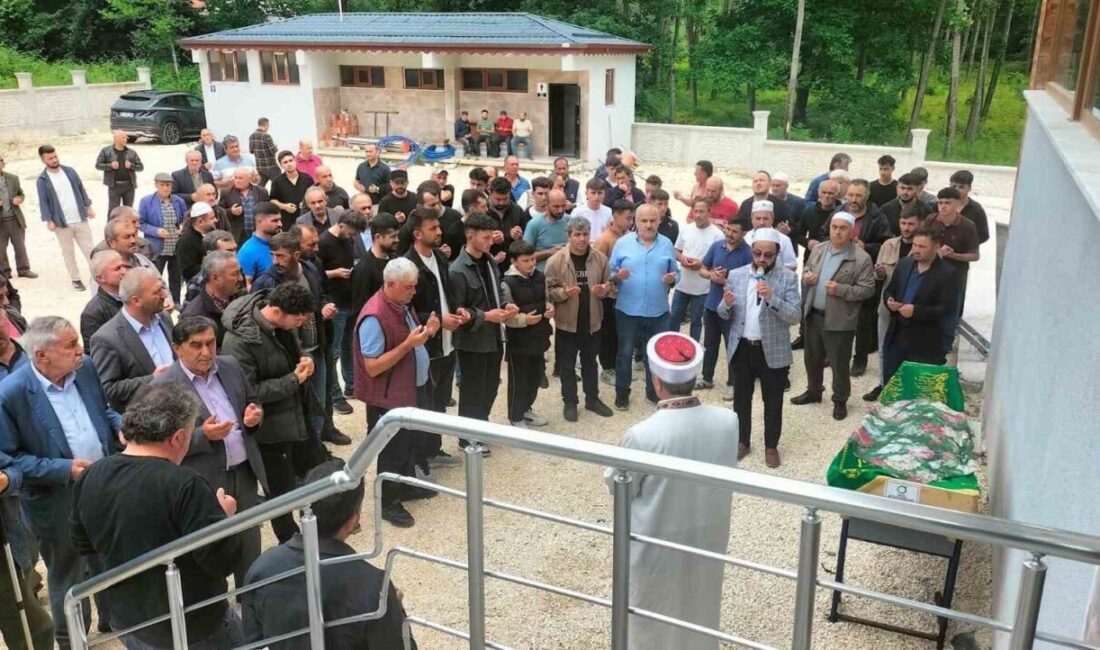 Ordu’nun Kumru ilçesinde gerçekleşen trajik olay sonucunda eşi tarafından bıçaklanarak