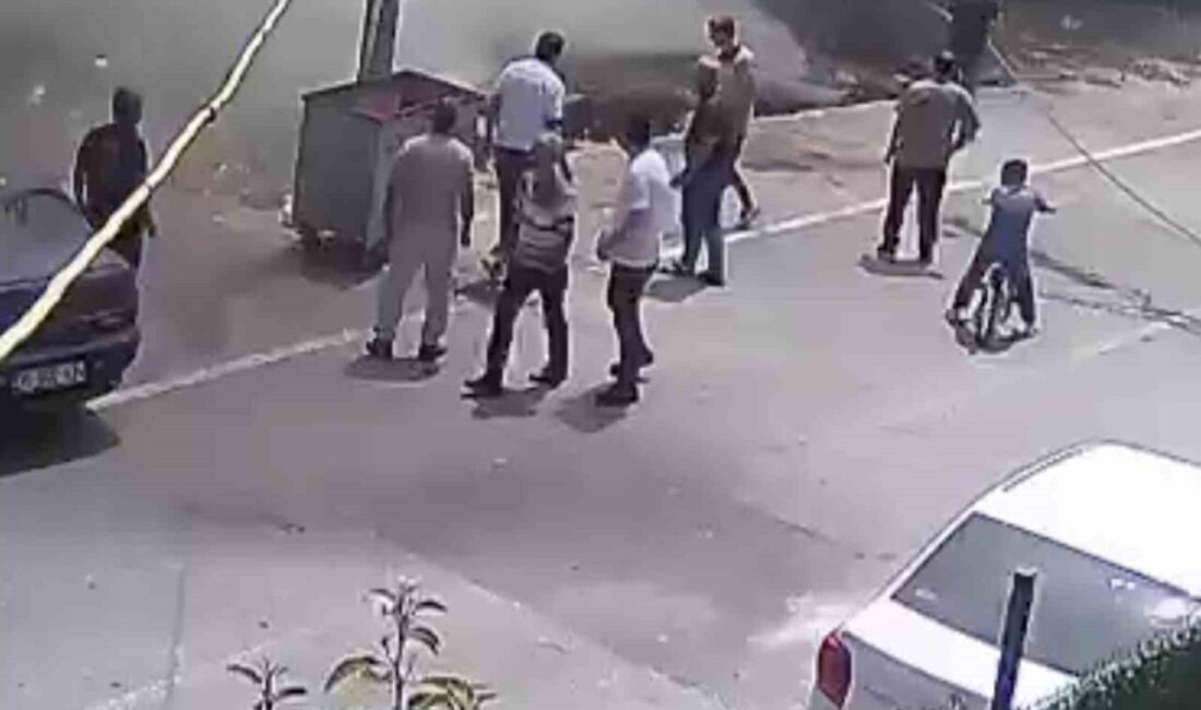 Kapaklı ilçesinde meydana gelen yangın, vatandaşlar ve itfaiye ekipleri tarafından