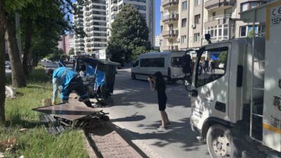 Kocasinan ilçesinde meydana gelen trafik kazasında otomobil ile moped çarpıştı
