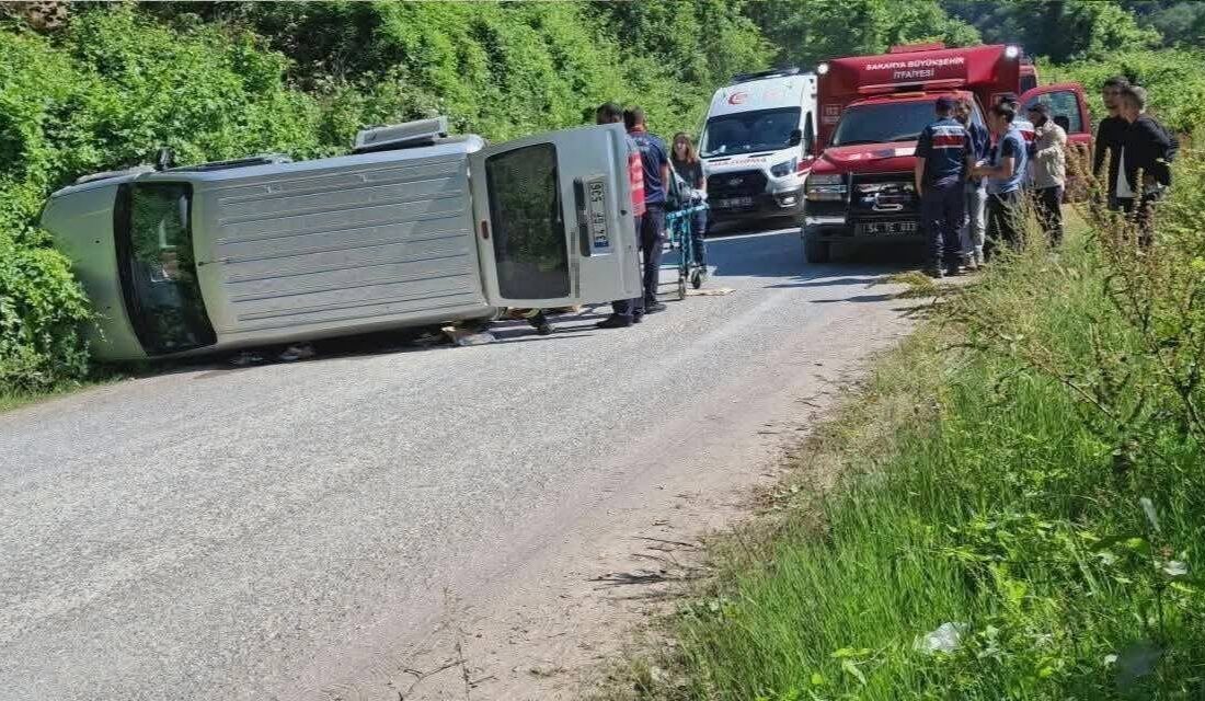 Sakarya’nın Kocaali ilçesinde meydana gelen bir trafik kazasında, sürücü aracın