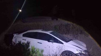 Bilecik’te bir otomobilin su kanalına düşmesi sonucu meydana gelen kazada