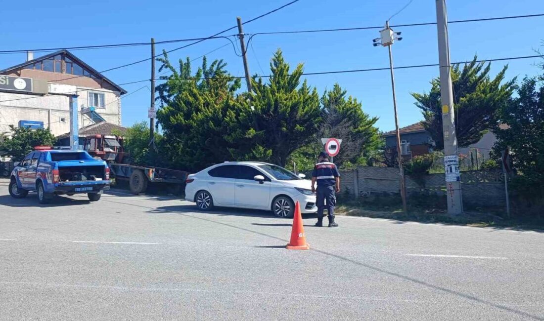 Saray, Tekirdağ ilçesinde 19 yaşındaki bir genç, otomobil içerisinde vurulmuş