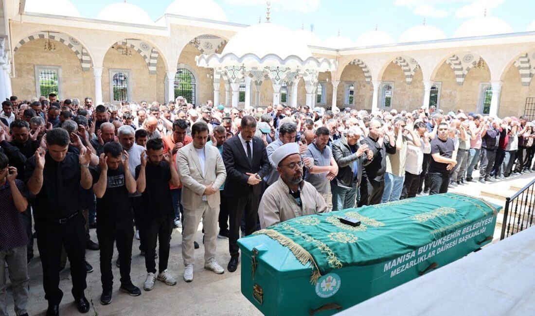 Elektrikli bisiklet sürerken otomobilin çarpması sonucu hayatını kaybeden 37 yaşındaki