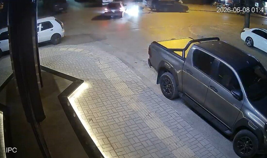 Antalya’nın Alanya ilçesinde meydana gelen trafik kazasında, bir otomobil ile