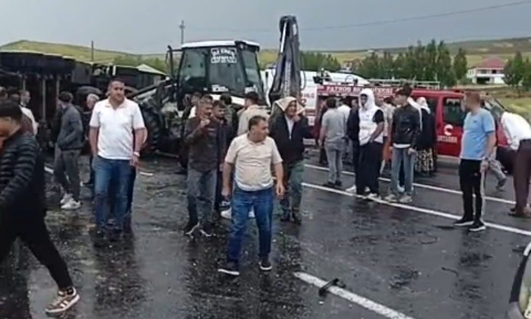 Ağrı’nın Patnos ilçesinde meydana gelen zincirleme trafik kazasında bir kişi
