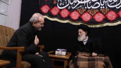 İran Cumhurbaşkanı Mesud Pezeşkiyan, Kum şehrini ziyaret ederek, Büyük Taklit