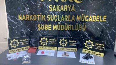 Adapazarı ilçesinde polisten kaçmaya çalışan bir zanlı, suçüstü yakalandı. Zanlının