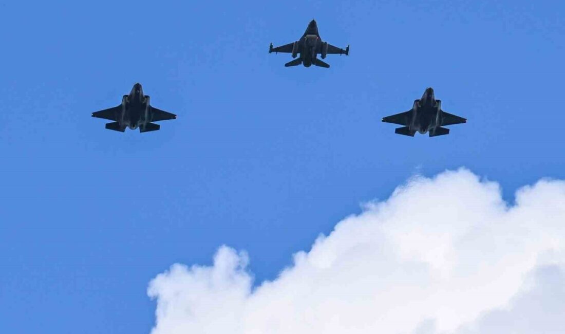 Polonya’nın Mayıs ayında teslim aldığı F-35 tipi beşinci nesil savaş
