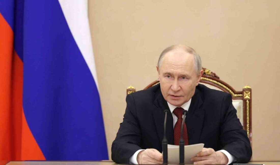 Rusya Devlet Başkanı Vladimir Putin, ülkenin farklı bölgelerinde akaryakıt krizi