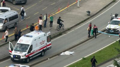Rize’de Kamyonetin Çarptığı Kadın Yaşamını Yitirdi, Sürücü Olay Yerinden Kaçtı