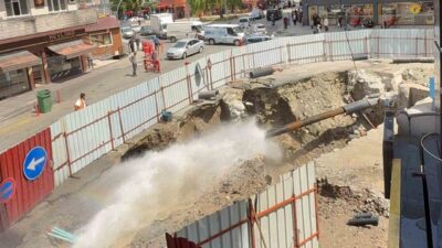 Rize’de, tarihi köprünün restorasyonu sürecinde yaşanan aksaklıkların ardından bu kez