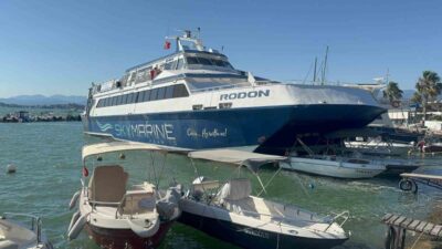 Muğla’nın Fethiye ilçesinden Yunanistan’ın Rodos Adası’na sefer yapan bir feribot,