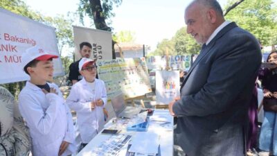 Samsun’un Canik ilçesinde düzenlenen “Gençlerin Fikirleriyle Sağlıkta Yeni Ufuklar” proje