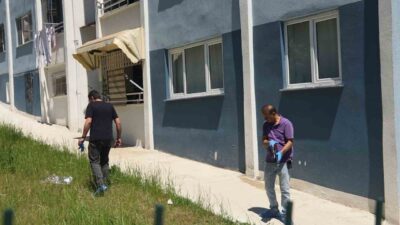Samsun’un İlkadım ilçesinde, 11 katlı bir apartmanın birinci katındaki pencereden