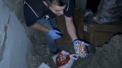 Samsun’da, Narkotik ekipleri tarafından gerçekleştirilen operasyonlarda 4 farklı ilçede uyuşturucu