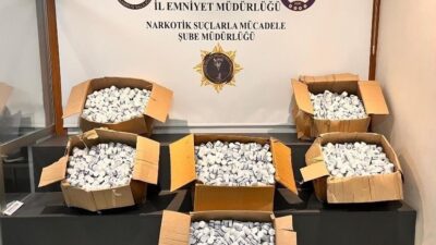 Samsun’da polis ekipleri tarafından durdurulan kiralık bir araçta gerçekleştirilen aramada