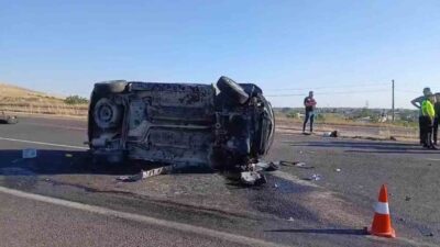 Bozova ilçesinde meydana gelen trafik kazasında 2 kişi öldü ve