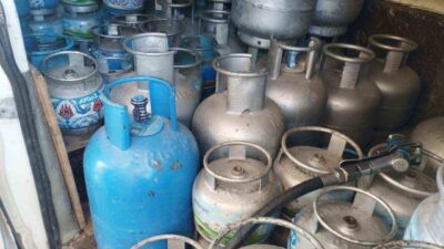 Şanlıurfa’da bir akaryakıt istasyonunda gerçekleştirilen denetimde, LPG pompalarından mutfak ve