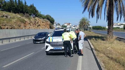 Manavgat ilçesinde seyir halindeyken sara nöbeti geçirdiği tespit edilen hafif