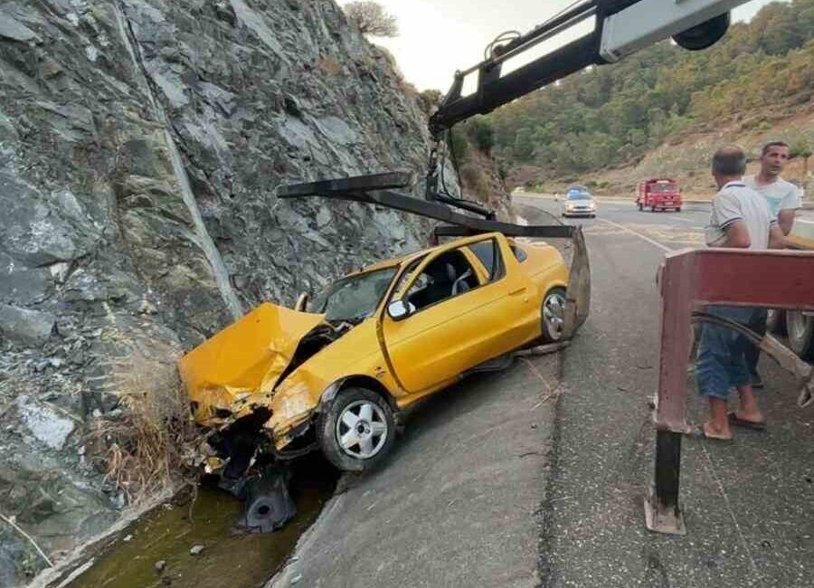Muğla’nın Ortaca ilçesinde, D400 Karayolu girişinde meydana gelen bir kaza