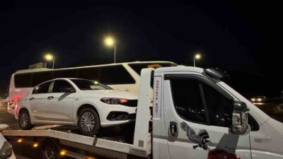 Serik ilçesinde gerçekleştirilen trafik denetiminde, korsan taşımacılık yaptığı belirlenen iki
