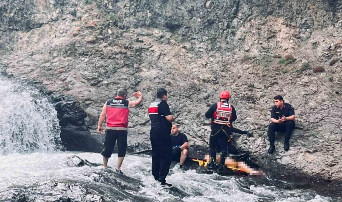 Sakarya’nın Hendek ilçesinde, soğuk sularında yüzerken ani bir akıntıya kapılarak