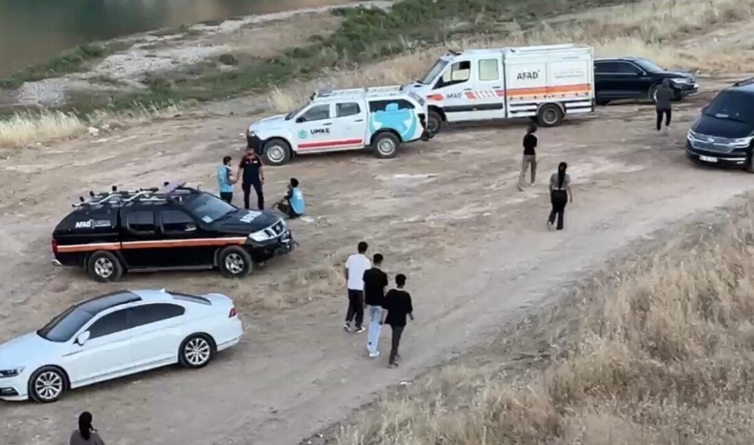 Adıyaman’ın Besni ilçesindeki Göksu Çayı’nda serinlemek için suya giren 4