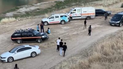 Adıyaman’ın Besni ilçesindeki Göksu Çayı’nda serinlemek için suya giren 4