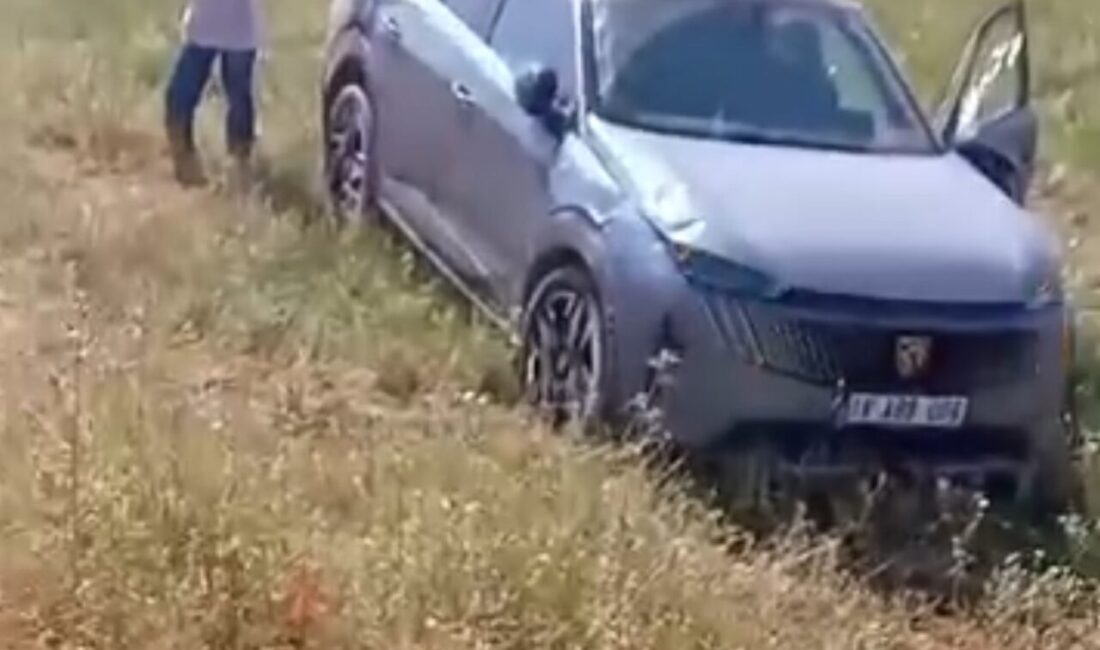 Siirt’in Kurtalan ilçesinde bugün sabah saatlerinde meydana gelen kazada, şarampole