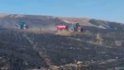 Siirt’in Kurtalan ilçesine bağlı Çeltikbaşı köyünde, biçerdöverin neden olduğu yangın