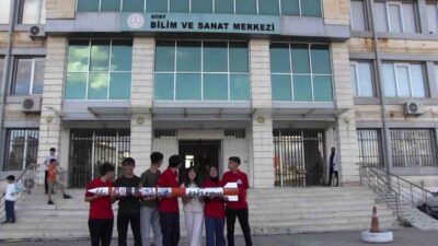 Siirt Bilim ve Sanat Merkezi’nde Marifet Roket Takımı adlı 6