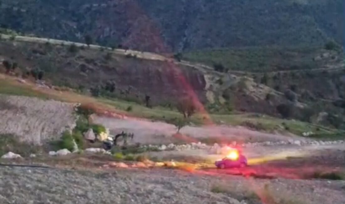 Siirt’in Pervari ilçesine bağlı Kilis köyünde, babasının kullandığı iş makinesinin